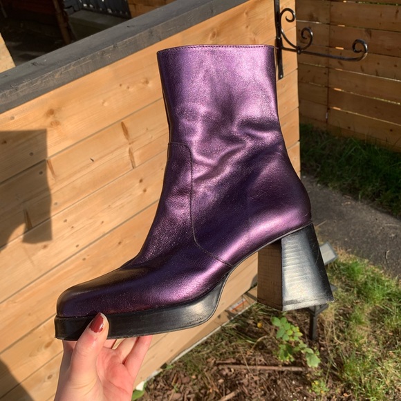 L’Intervalle genuine leather purple metallic platform heeled ankle boots - Picture 1 of 6